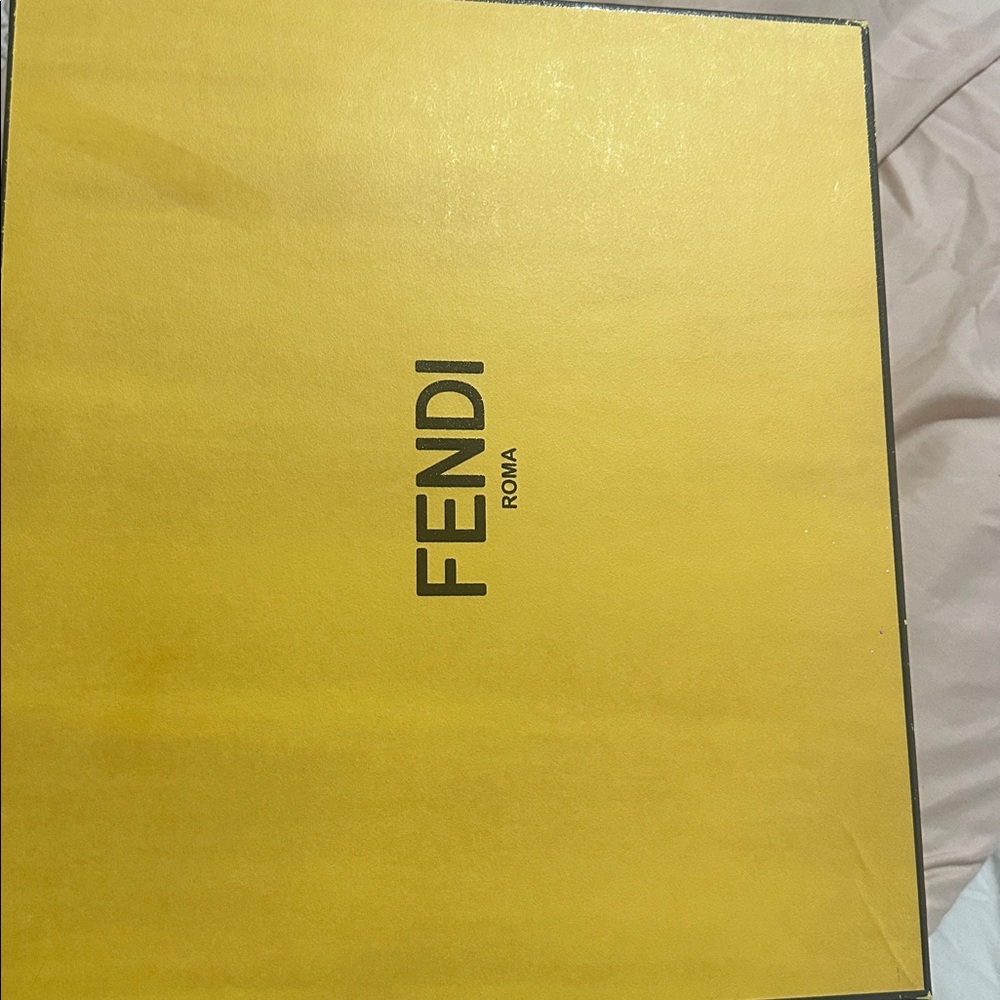Black and Cream Designer Fendi boots - Picture 3 of 14